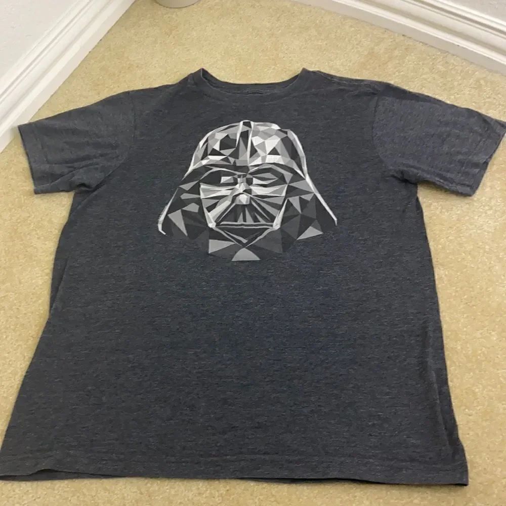 Youth Darth Vader T- Shirt XL
